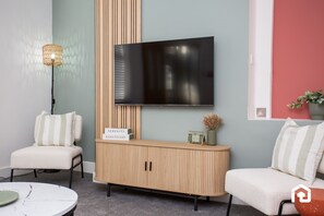 Interior - Meldon Terrace | 3BR | Wi-Fi | Parking (Northumberland)