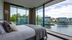 3 bedrooms, free WiFi