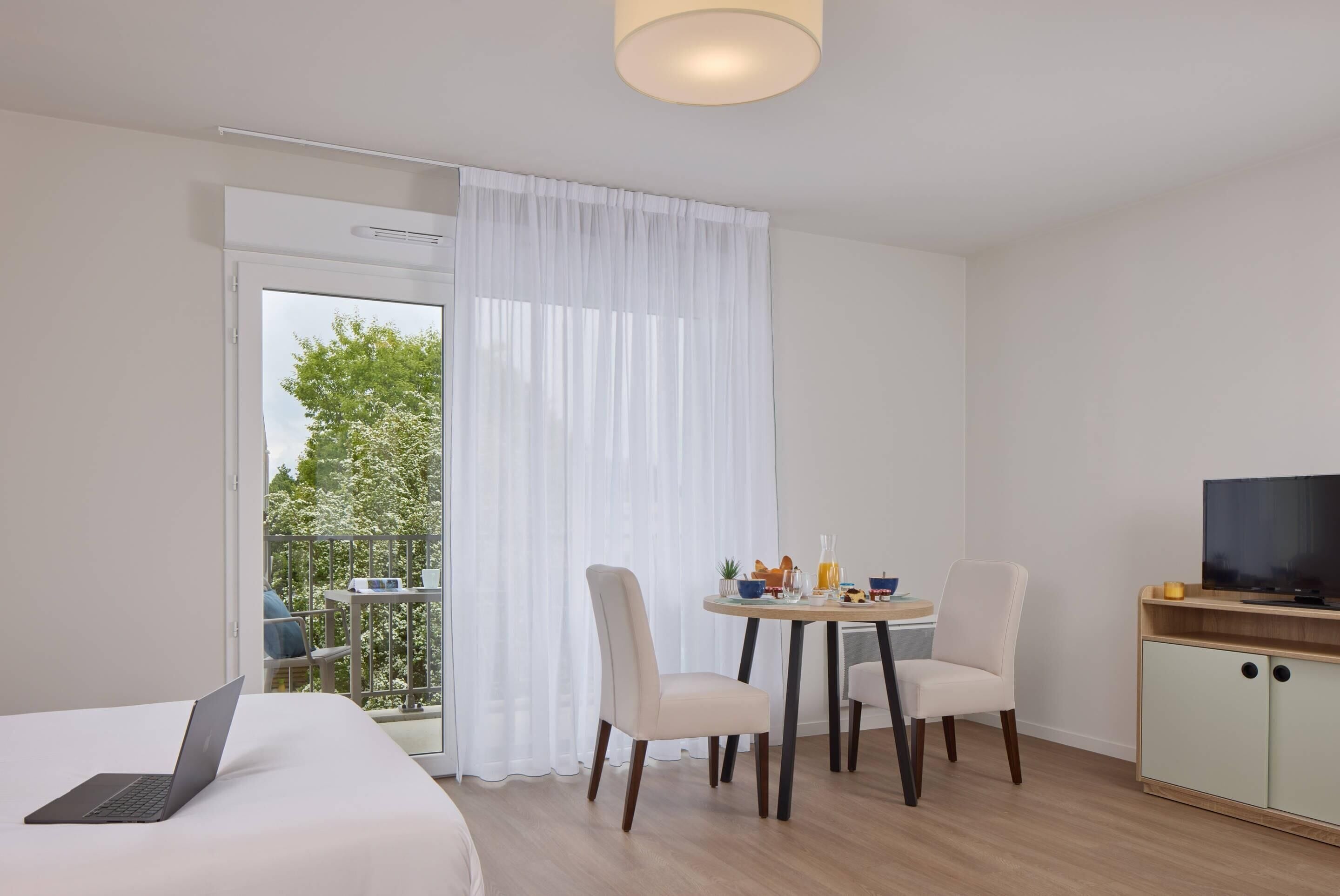 Studiolejlighed - 1 queensize-seng - ikke-ryger | Gratis baby-/barnesenge, gratis Wi-Fi, sengetøj