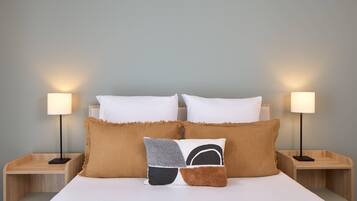 Apartment, 1 Bedroom | Free cribs/infant beds, free WiFi, bed sheets