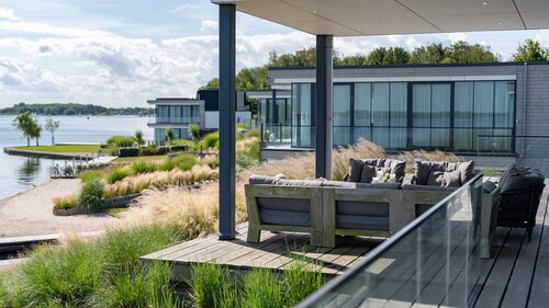 Prestigious 10-person Strandvilla with a spacious outside area