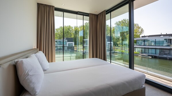 5 bedrooms, free WiFi