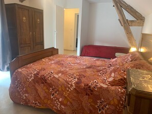 2 Schlafzimmer, Bügeleisen/Bügelbrett, Reisekinderbett, WLAN