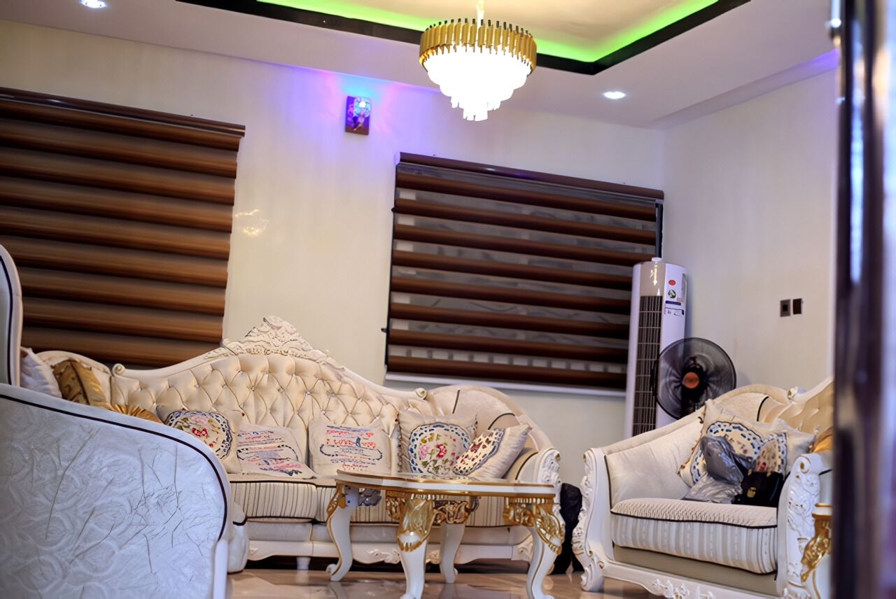 House, 4 Bedrooms, Smoking, Balcony | Living room