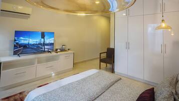 1 chambre, fer et planche Ă repasser, Wi-Fi, draps fournis