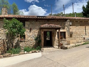 Exterior - La Tuda Hermitage (Villaescusa de las Torres)