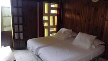 2 bedrooms, WiFi, bed sheets