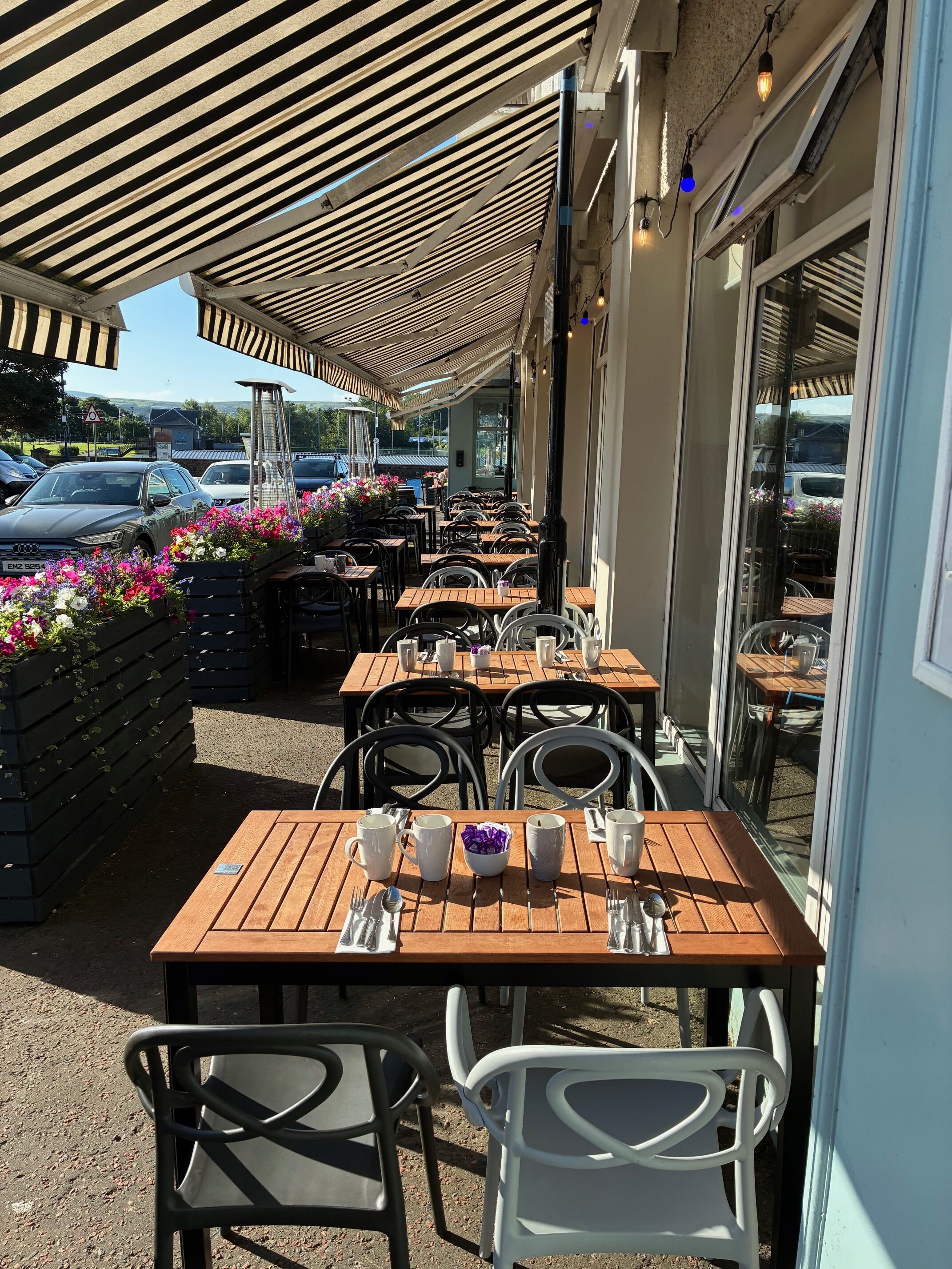 المنشأة من الخارج