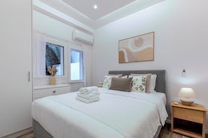 Apartment, 2 Bedrooms, Kitchen, City View | 2 bedrooms, premium bedding, individually decorated - Chleo - Glamorous 2 BR Apt. in Athens (Athens)