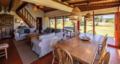 Charming 5-bedroom cottage in lovely Montargil with AC