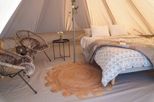 Deluxe Tent | Individually decorated, individually furnished, free WiFi