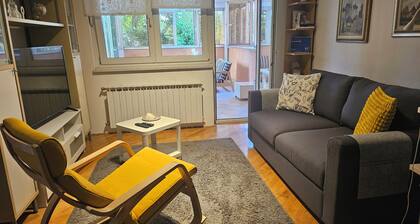 Apartment 40 a cosy 1-bedroom apartment in fantastic Zagreb with WiFi, AC