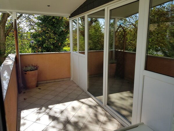 Terrace/patio - Apartment 40 a cosy 1-bedroom apartment in fantastic Zagreb with WiFi, AC (Zagreb)