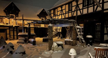 Ferienwohnung/Haus mit 2 Schlafzimmer im Historischen Vierkanthof