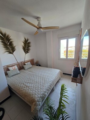 1 soverom, wi-fi (inkludert) og sengetøy