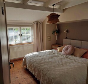 2 bedrooms