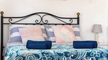 1 bedroom, iron/ironing board, free WiFi, bed sheets