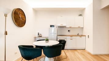 Quadruple Room | Living area