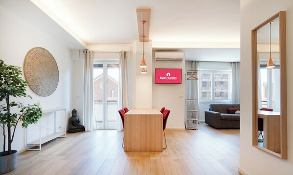 Quadruple Room | Living area