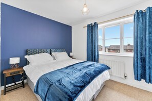 2 Schlafzimmer, Bügeleisen/Bügelbrett, WLAN, Bettwäsche