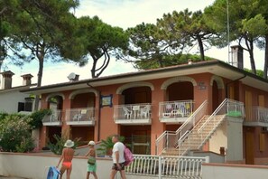 Appartamento, 2 camere da letto, patio, vista giardino | Esterni