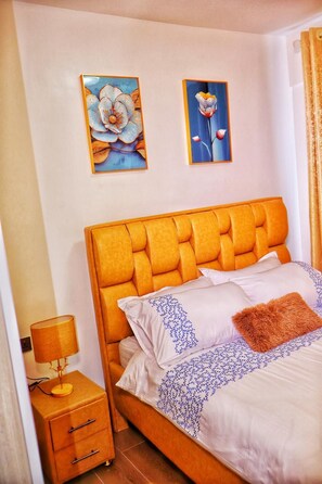 1 bedroom, in-room safe, iron/ironing board, WiFi