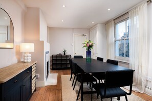 Apartment | Living area