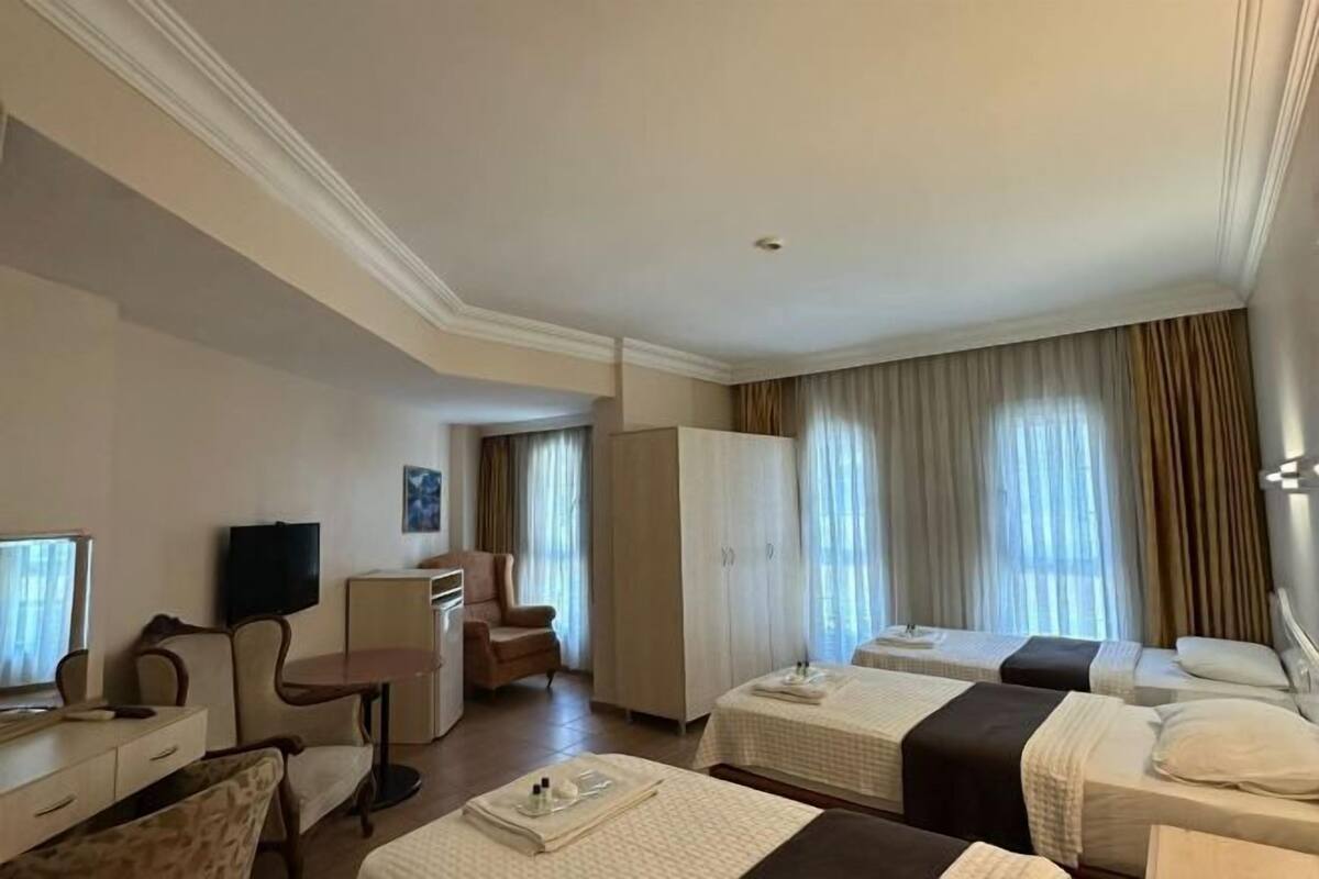 Premium bedding, desk, free WiFi, bed sheets