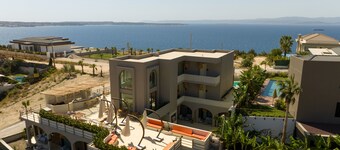 No.908 Sunset Hotel