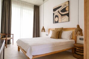 King Room With Pool View | Minibar, in-room safe, individually decorated, soundproofing - No.908 Sunset Hotel (Cesme)