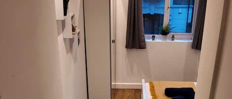 4 Schlafzimmer, Bügeleisen/Bügelbrett, WLAN, Bettwäsche