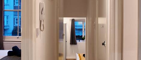 4 Schlafzimmer, Bügeleisen/Bügelbrett, WLAN, Bettwäsche