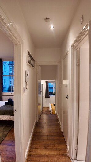 4 Schlafzimmer, Bügeleisen/Bügelbrett, WLAN, Bettwäsche