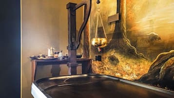 Bilik rawatan pasangan, sauna, tab panas, bilik wap