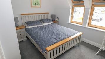 3 bedrooms, individually decorated, individually furnished, free WiFi