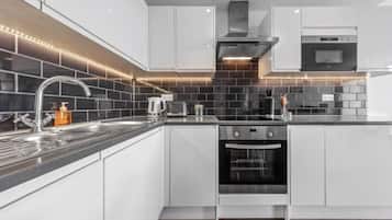 Microwave, oven, stovetop, dishwasher