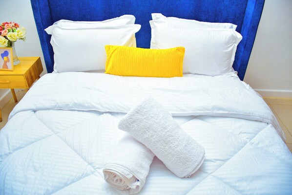 2 bedrooms, iron/ironing board, free WiFi, bed sheets