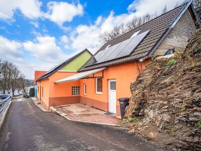 Stunning  villa for 2 people with WIFI, terrace and pets allowed