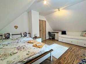 2 bedrooms, free WiFi