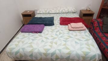 Dormitorio compartido, 1 habitación, fumadores | 1 dormitorio