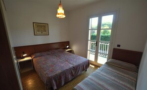 Apartamento, 2 quartos, sacada, vista para o jardim | 3 quartos