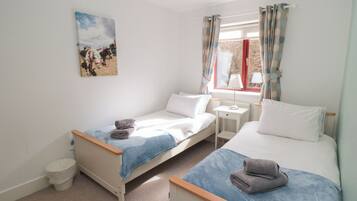 3 bedrooms, individually decorated, individually furnished, free WiFi