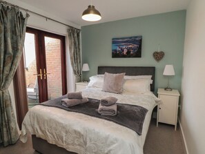 3 bedrooms, individually decorated, individually furnished, free WiFi - Cinder Warren (Whitby)