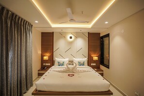 Executive Suite, City View