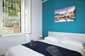1 chambre, fer et planche Ă repasser, Wi-Fi, draps fournis