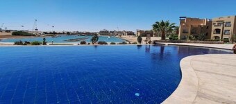Waterside Apartments, El Gouna 1Bd plus Private Roof Terrace