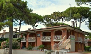 Appartement, 1 chambre, balcon, vue jardin | Extérieur