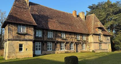 The Cottage of Manoir de Bellou – Charm and Serenity for 6 Guests