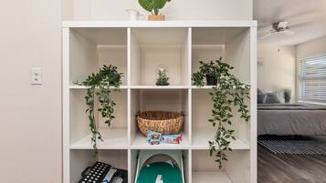 1 chambre, fer et planche Ă repasser, Wi-Fi, draps fournis