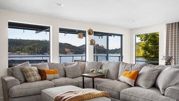 Rumah | 5 kamar tidur dan internet